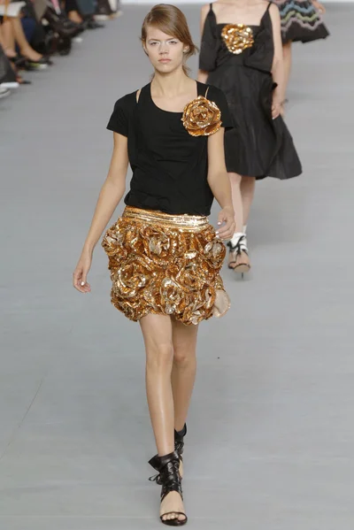 Look 57